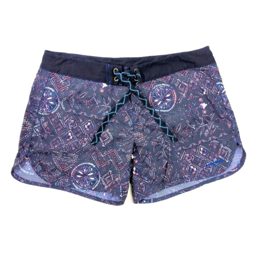 Patagonia Wavefarer Board Shorts Women’s Size 4 Navy Putple Printed 5” Inseam